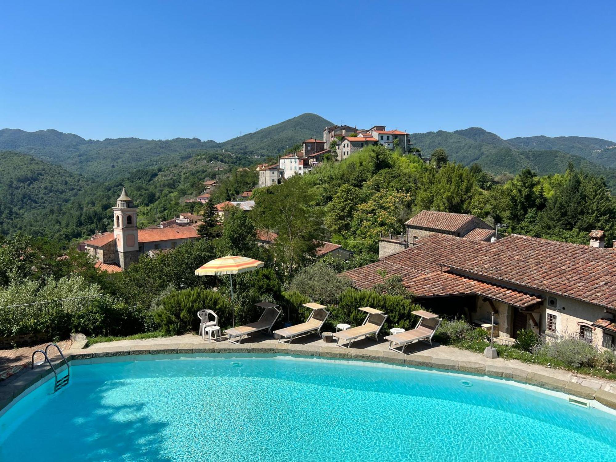 Podere Beatrice 20 Pax By Villasretreats Bardine di San Terenzo Eksteriør billede