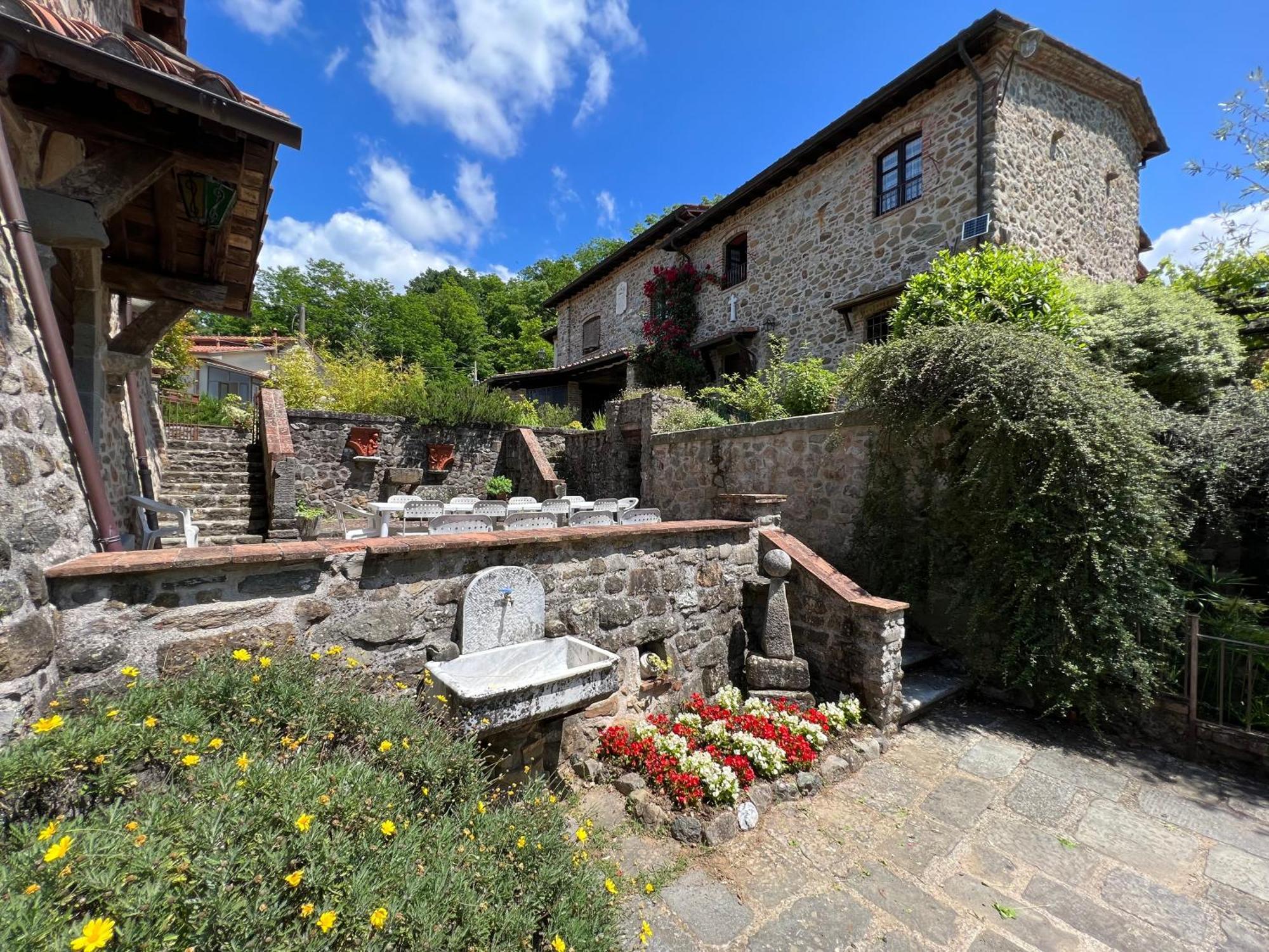 Podere Beatrice 20 Pax By Villasretreats Bardine di San Terenzo Eksteriør billede