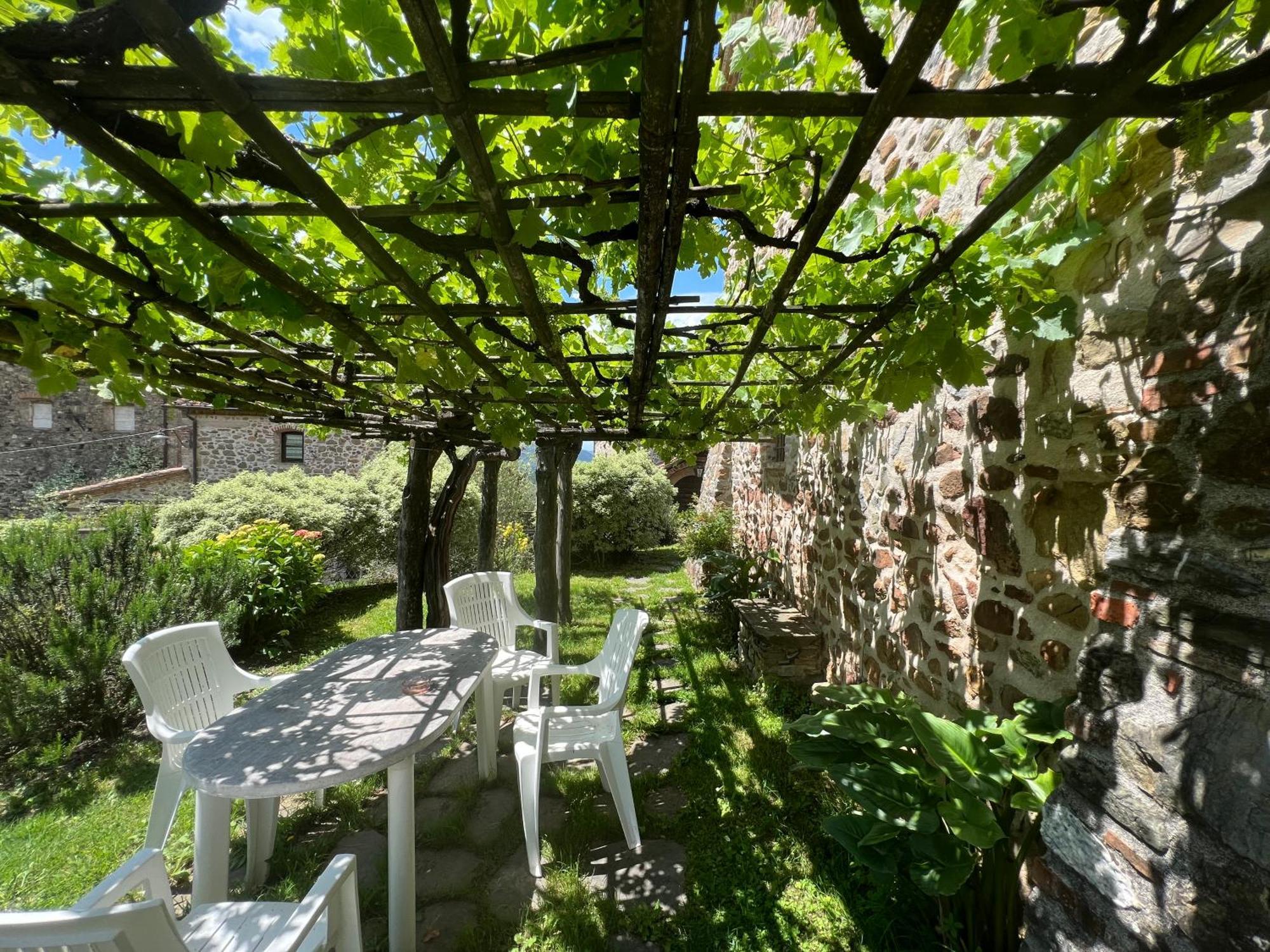 Podere Beatrice 20 Pax By Villasretreats Bardine di San Terenzo Eksteriør billede