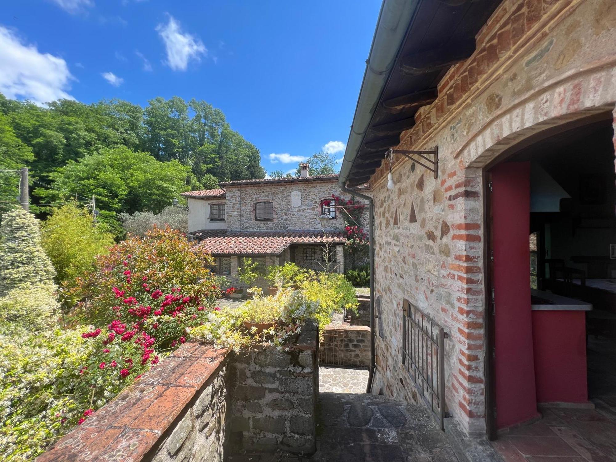 Podere Beatrice 20 Pax By Villasretreats Bardine di San Terenzo Eksteriør billede