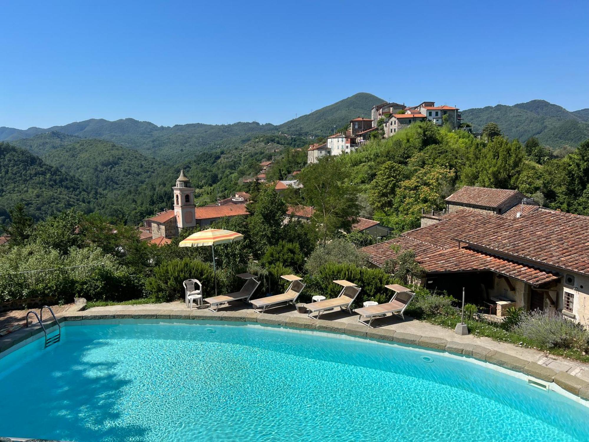 Podere Beatrice 20 Pax By Villasretreats Bardine di San Terenzo Eksteriør billede